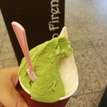 ジェラート フィレンツェ - 宇治抹茶＋イタリアンバニラ　４２０円