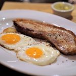 BESPOQUE - 料理通信のベーコン・エッグ