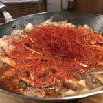 大阪 肉玉屋 - 辛い辛い肉鍋定食