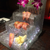 牛牛 西麻布 総本店 - 
