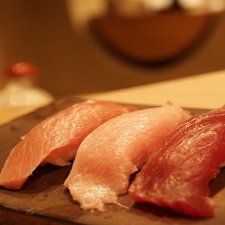 【養殖ものは一切なし】天然にこだわり抜いた新鮮なネタの数々◆