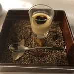 グリシーヌ - フォアグラのプリン