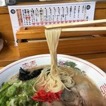 ストレートの細麺