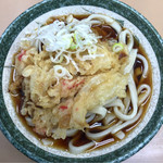 立喰そば かしやま - 冷やしかけうどん ¥290 ＋ たまねぎ天 ¥90