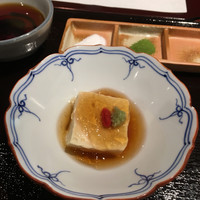 京都 天ぷら圓堂 岡ざき邸 - 先附・湯葉のジュレがけ