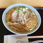 梅光軒 - 味噌ラーメン780円