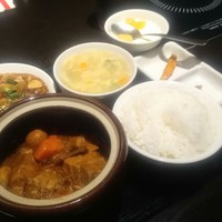 金香楼 - 食べログワンコインメニューの豚バラ肉の特製タレ壷煮