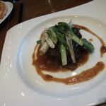 IL PINOLO LEVITA - 和牛赤ワイン煮と季節の野菜