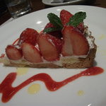 IL PINOLO LEVITA - ストロベリータルト