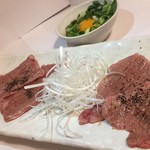 味噌ダレ焼鳥 田中屋 - 和牛のやきしゃぶ