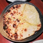 チーズクルチャ 650円