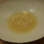 鮨 しゅん輔 - キンキの煮付けの煮汁にシャリ投入