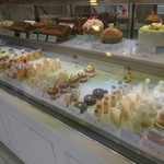 アカシエ - ケーキショーケース