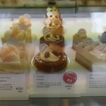 アカシエ - ケーキショーケース