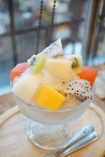 のら - フルーツかき氷（600円）