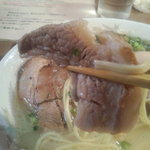 ラーメン櫻島 - チャーシューのアップ　【　２０１１年３月　】