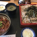 長盛庵　めん秀 - 牛カルビ丼セット（950円）