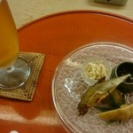 割烹 やました - お通し、生ビール