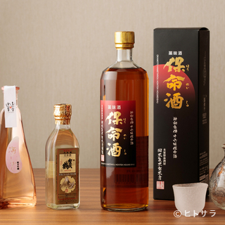 We have a wide variety of sake from Hiroshima Prefecture, including the store's original alcoholic beverages.