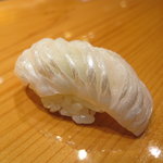 天寿し - 生の穴子　なんと、まだ動いてます！