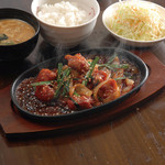 めしや宮本むなし サンプラザ店