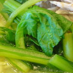 牡丹園 - トッピングの青梗菜