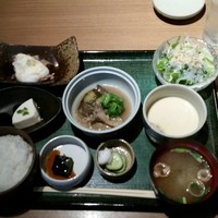 別邸 竹の庵 銀座3丁目店 - 日替わり定食（１１００円）