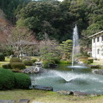 Ichi No Mata Onsen Kankou Hoteru - お風呂への渡り廊下から中庭を♪