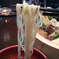チャイナルーム - 麵の表情