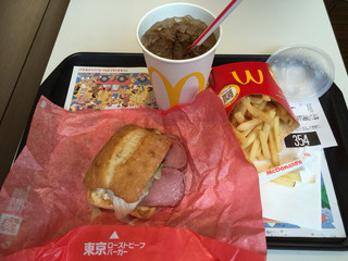 McDonald's - 東京ローストビーフバーガー、マックポテト、コーラ