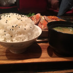 えちごやきゅ～ぴ～ - 漫画盛り。ごま塩 on the 白飯。