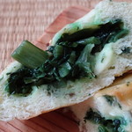 パン工房 麦の里 - 野沢菜油炒めおやき　