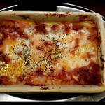 立喰酒場 金獅子 - チーズたっぷりラザニア