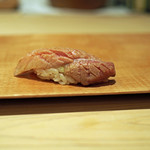 紀尾井町 三谷 - 中トロの炙りの握り