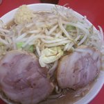 ラーメン豚塾 - ラーメン野菜多めにんにく少し味濃い目