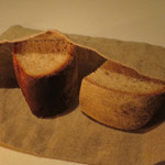 AZUR et MASA UEKI - 自家製のホエーパン