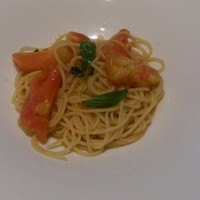 ヤマガタ サンダンデロ - 樹熟トマトのスパゲティ