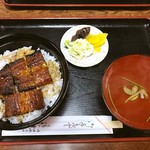 特上うなぎ丼（吸物付）2,500円