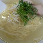 萬珍軒 - 澄んだ塩ラーメン