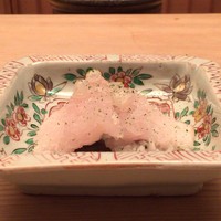 緒方 - 鱧の湯引き