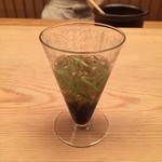 緒方 - じゅんさいの黒みつ