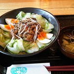 英芙蓉 - ピリ辛味噌うどん