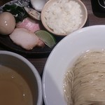 つけ麺一燈 - 貝と昆布の冷やし細つけそば (蛤)