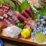 Assorted sashimi