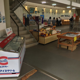 南レク 紫電改展示場売店_1