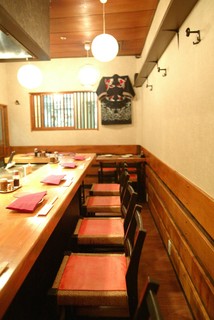  shinbashi TEPPAN - コンパクトな店内。