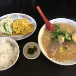 長浜ラーメンとん吉 - らーめん定食