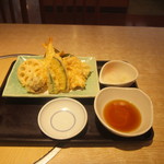 和食さと 泉佐野店 - 天ぷら盛り合わせ