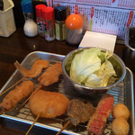 Hyakuen Kushikatsu - おまかせ串カツ6本ランチ500円(クーポンで1本サービス)