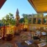 Tommy Bahama Restaurant, Bar & Store - 